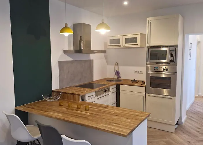 Historische Mit Drachenfels-blick